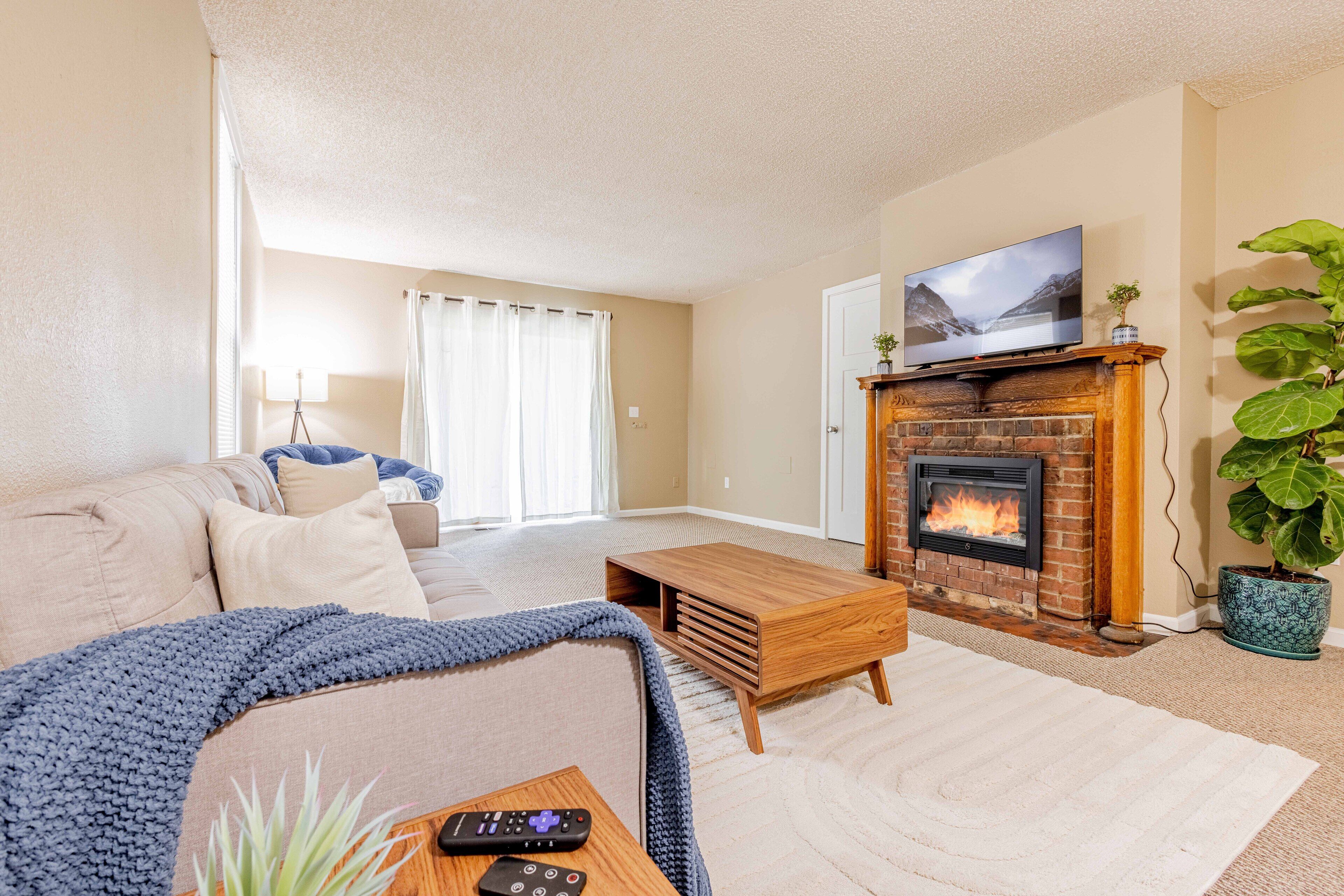 5 Minute Drive to Downtown Spokane and Riverfront Park!