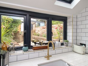 Cottage | View from property - 6 The Terrace (Weymouth)