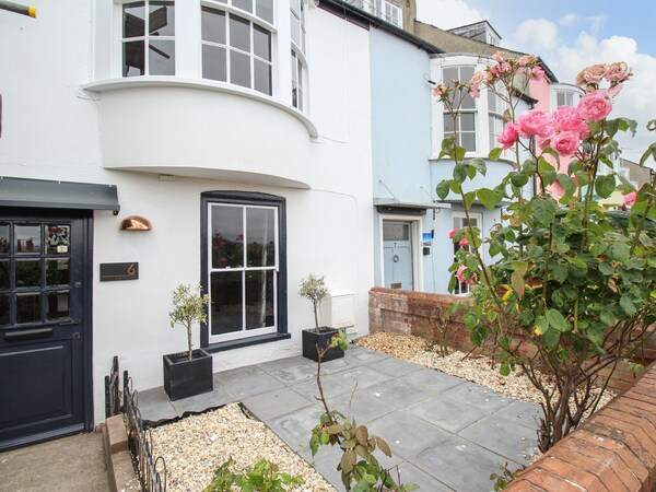 6 The Terrace - Weymouth
