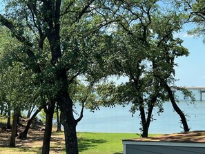 Property grounds - Cottage on the Cove with Paddleboarding and kayaks (Little Elm)