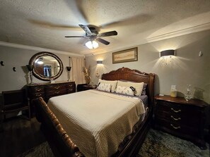 2 bedrooms, iron/ironing board, travel cot, free WiFi