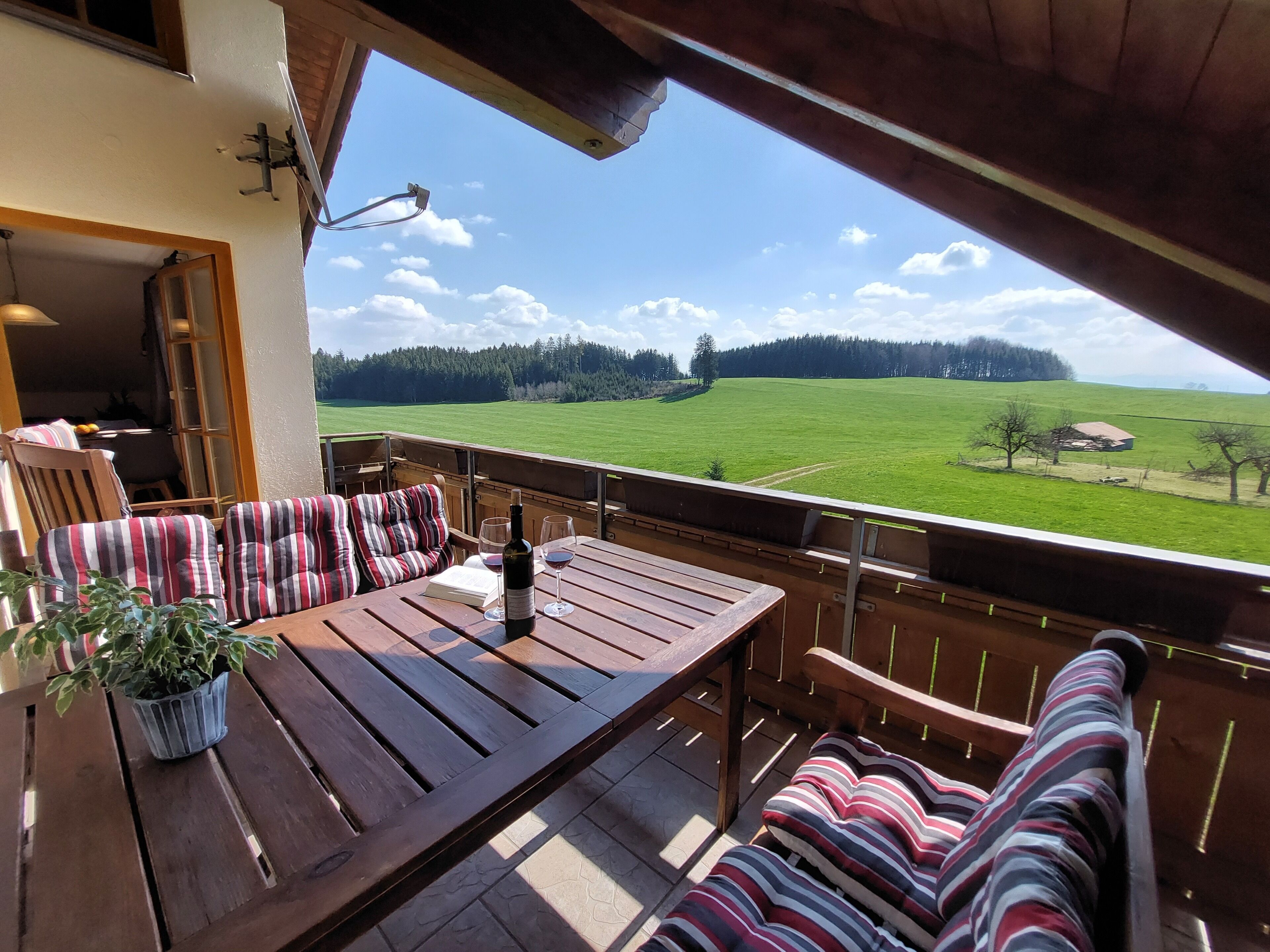 تناول الطعام بالخارج