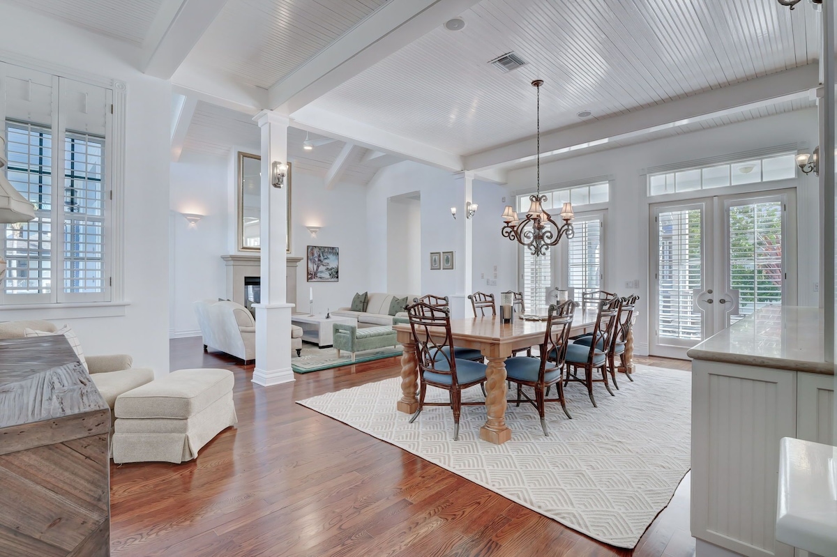 Photo 17 of Gables by the Sea - Naples, FL