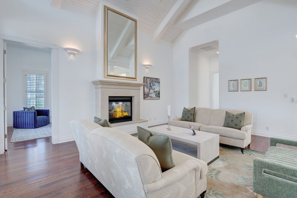 Photo 21 of Gables by the Sea - Naples, FL