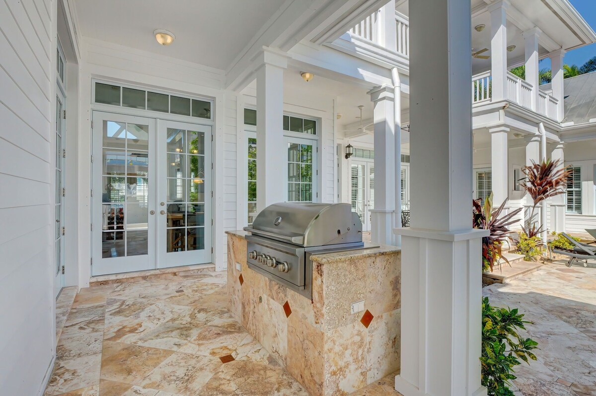 Photo 6 of Gables by the Sea - Naples, FL