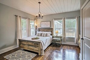 4 Schlafzimmer, Reisekinderbett, WLAN, Bettwäsche