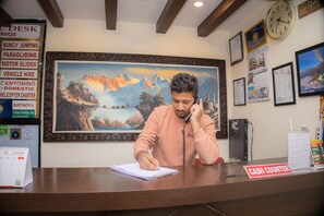 Reception - Pokhara (Pokhara)