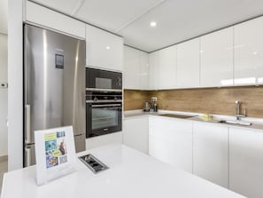 Private kitchen - Casa Element | pool - terrace - views (Marbella)