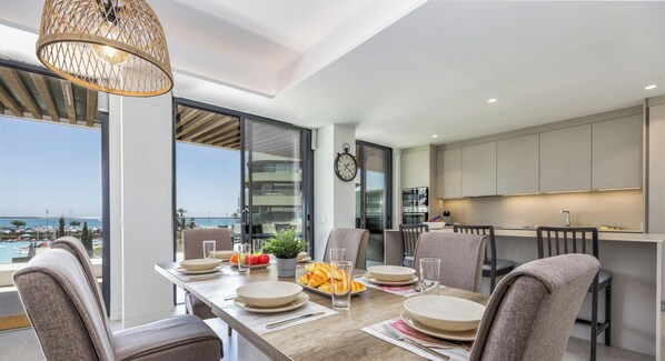 Dining - Mila | Sea views - pool - gym (Torremolinos)
