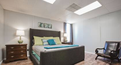2 blocks to Beale, 5000 sqft
