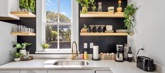 Historic 1920s Ybor Bungalow 3 Beds 1 Bath AWESOME BACKYARD! PETS OK!