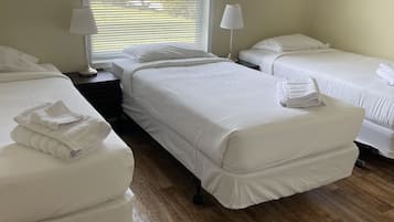 3 chambres, draps fournis