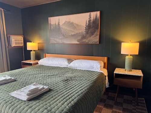 The Dax Lodge and Cabins