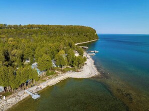 Beach - Insta-worthy Waterfront Cottage with Hot Tub (Ellison Bay)