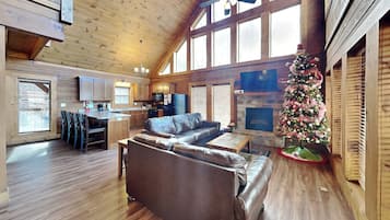 Studio (3 Bedrooms) | Property amenity