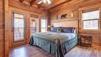 Studio (3 Bedrooms) | Property amenity