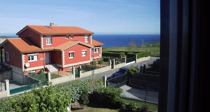 Casa en Tagle con vistas al mar