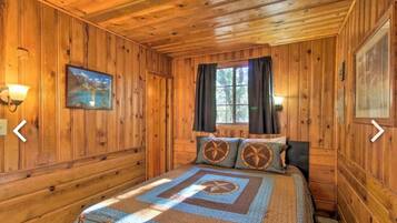 1 bedroom, desk, free WiFi, bed sheets