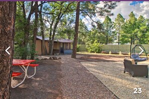 屋外ダイニングエリア