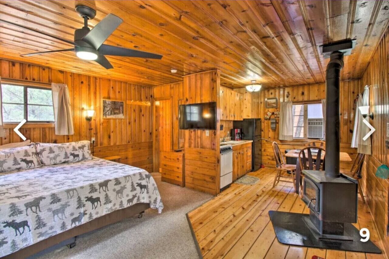 1 bedroom, desk, free WiFi, bed sheets