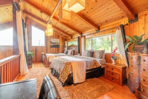 4 Schlafzimmer, Schreibtisch, Bügeleisen/Bügelbrett, Reisekinderbett