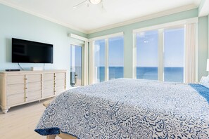 4 Schlafzimmer, Bügeleisen/Bügelbrett, Internetzugang, Bettwäsche