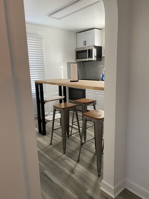 تناول الطعام