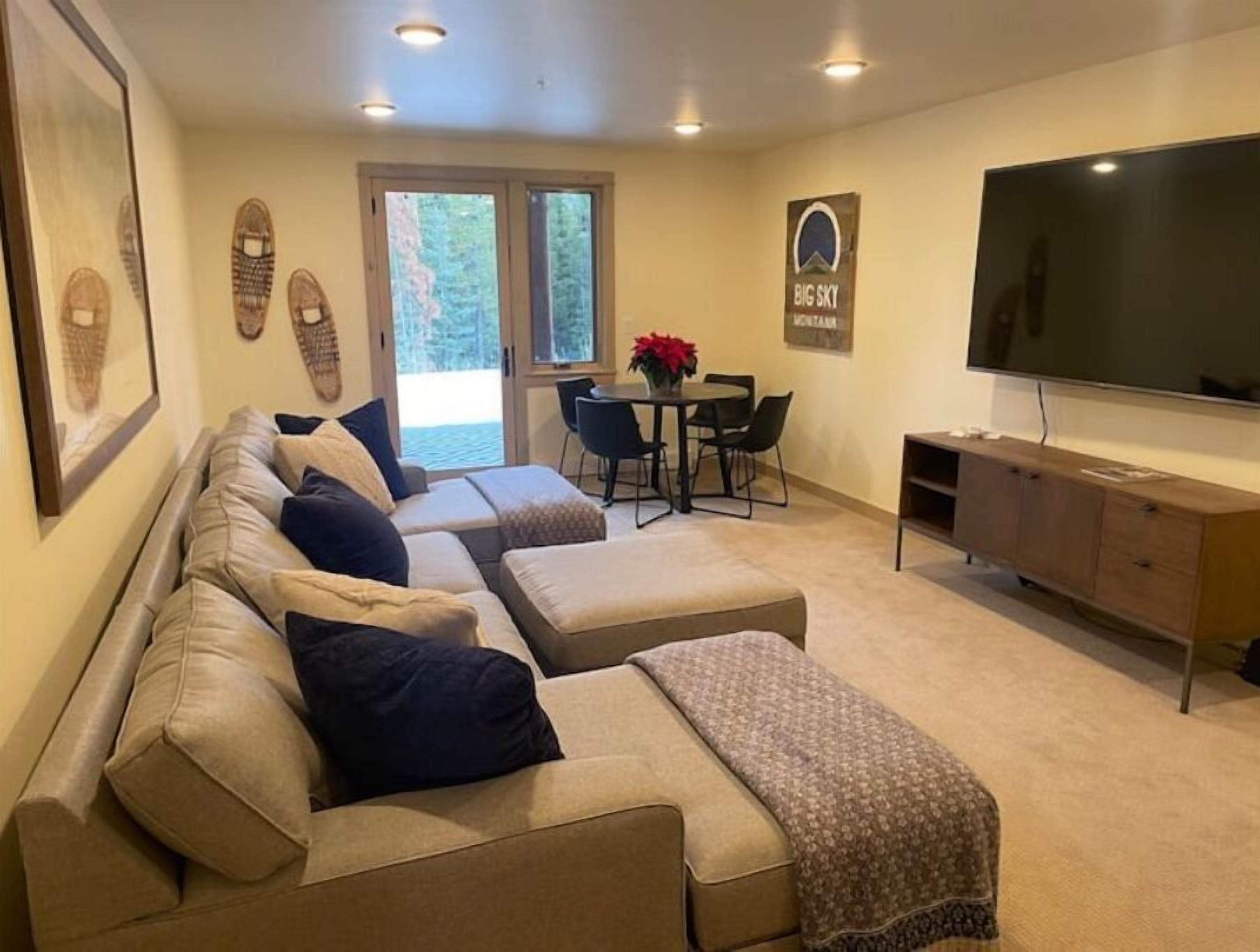 Modern Upper Pines Chalet - Big Sky, MT