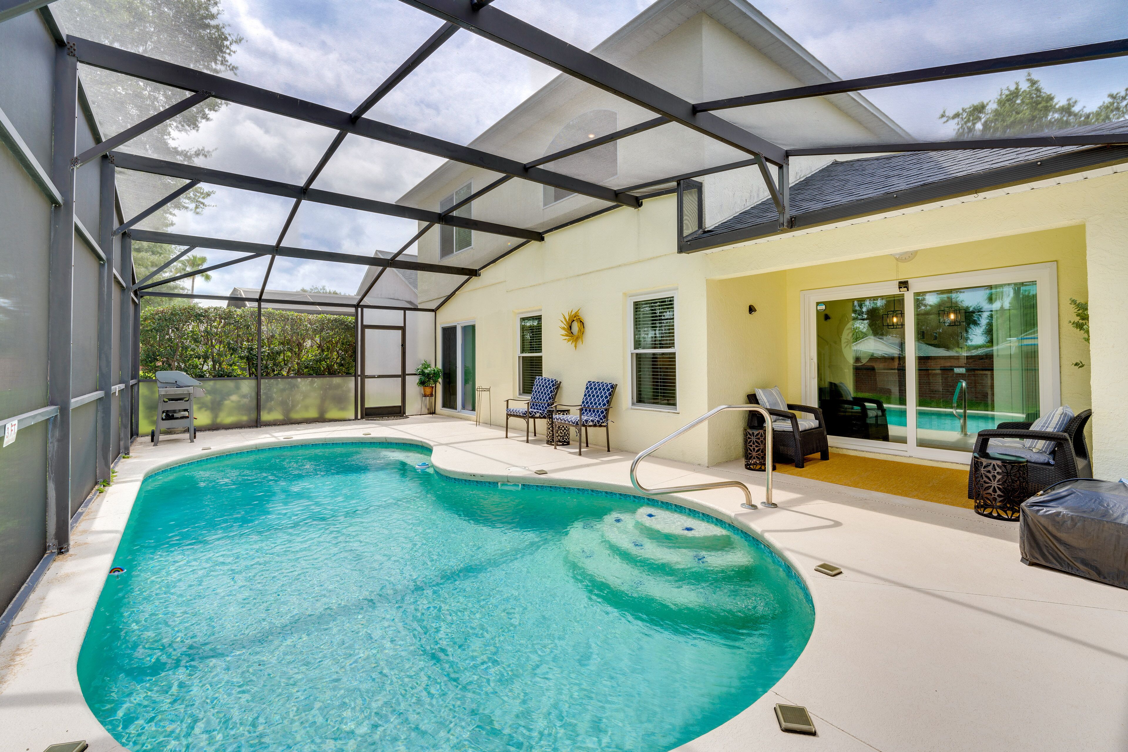 Davenport Home w/ Pool: Near Disney Parks + Golf!