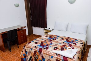 Free WiFi, bed sheets - Hotel Zentrico (Chiclayo)