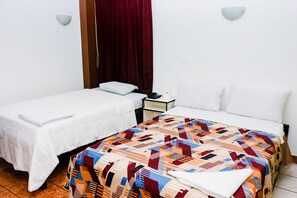 Free WiFi, bed sheets - Hotel Zentrico (Chiclayo)