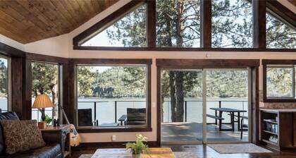Lake Front House with Amazing View Near Bend Oregon