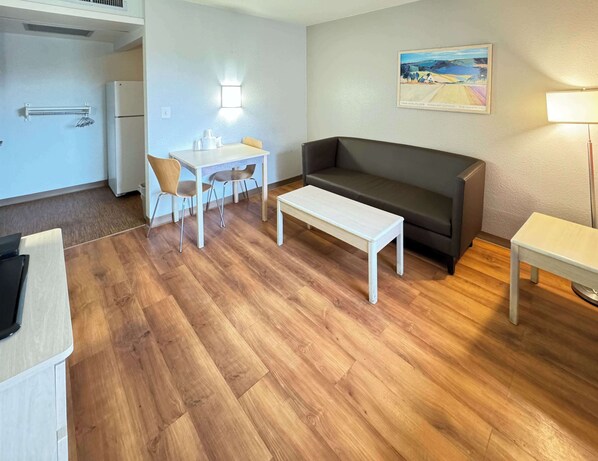 Wi-fi (inkludert) og sengetøy