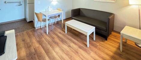 Wifi gratis y ropa de cama