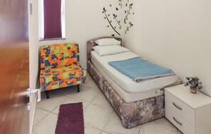 2 bedrooms, free WiFi, bed sheets