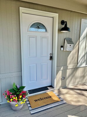 Exterior detail - A Getaway Home~ Families & Big Groups  (Lewiston)