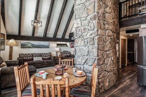 Cabin, Multiple Beds, Hot Tub | Dining