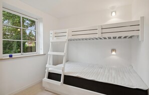 2 bedrooms, free WiFi - Cozy home in Lundby with kitchen (Lundby)