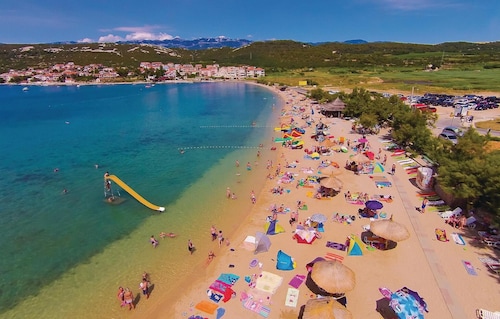 Nice apartment in Kustici with house sea view
