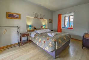 2 habitaciones, wifi gratis y ropa de cama 