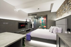1 habitación, tabla de planchar con plancha, cuna de viaje y wifi