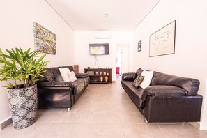 House | Living area - 4 quartos piscina 350 m praia (São Sebastião)