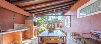 4 quartos piscina 350 m praia