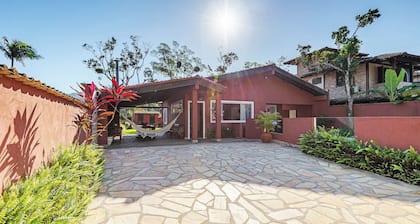 4 quartos piscina 350 m praia