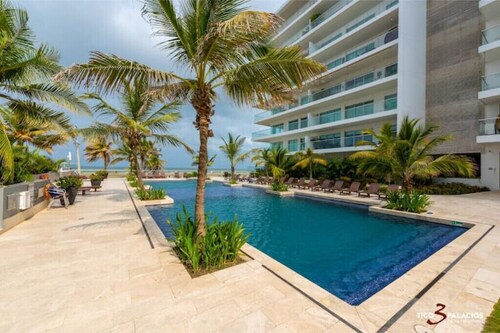 Morros beach side apartament, amazing ocean view
