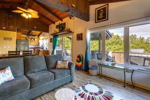TV, fireplace, books - < 1 Mi to Port of Alsea: Inviting Gem w/ Hot Tub (Waldport)