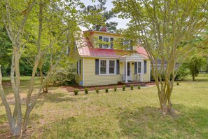 Exterior - Mobjack Bay Rental on Private Cove! (Bohannon)