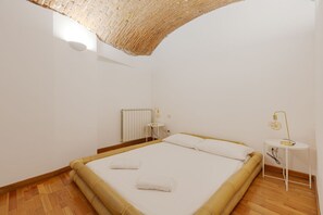 1 bedroom, iron/ironing board, WiFi - GuestHost - Cozy apartment in St. Ambrose! (Milano)