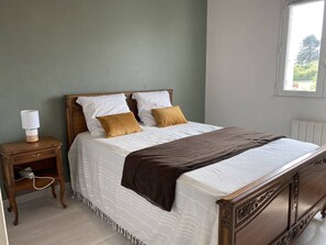 5 bedrooms, free WiFi