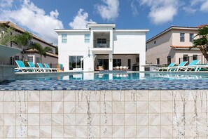 Pool - Glamorous Getaway With Themed Bedrooms at Reunion (Kissimmee)